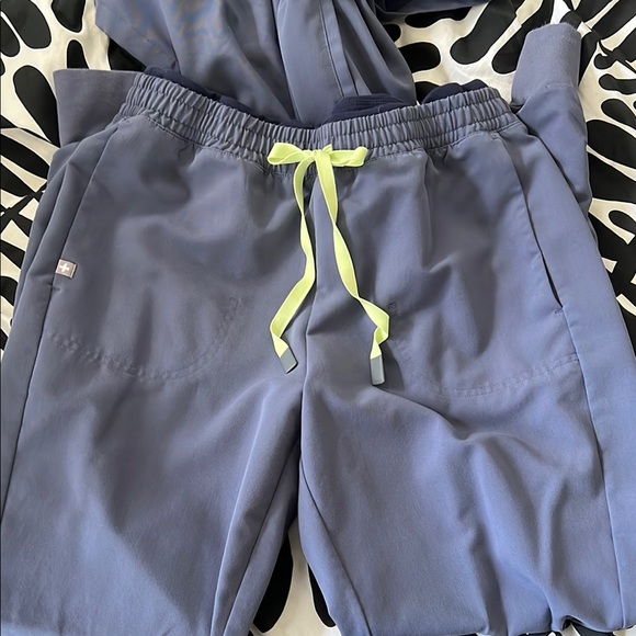 Figs Set - Picture 7 of 7